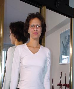 <p class='ppt-number'>0137 789 0808 003</p><p class='ppt-pricing-de'>1 €/Anruf MoFu Tarif abweichend</p>