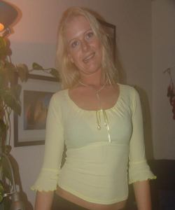 <p class='ppt-number'>0137 789 0808 003</p><p class='ppt-pricing-de'>1 €/Anruf MoFu Tarif abweichend</p>